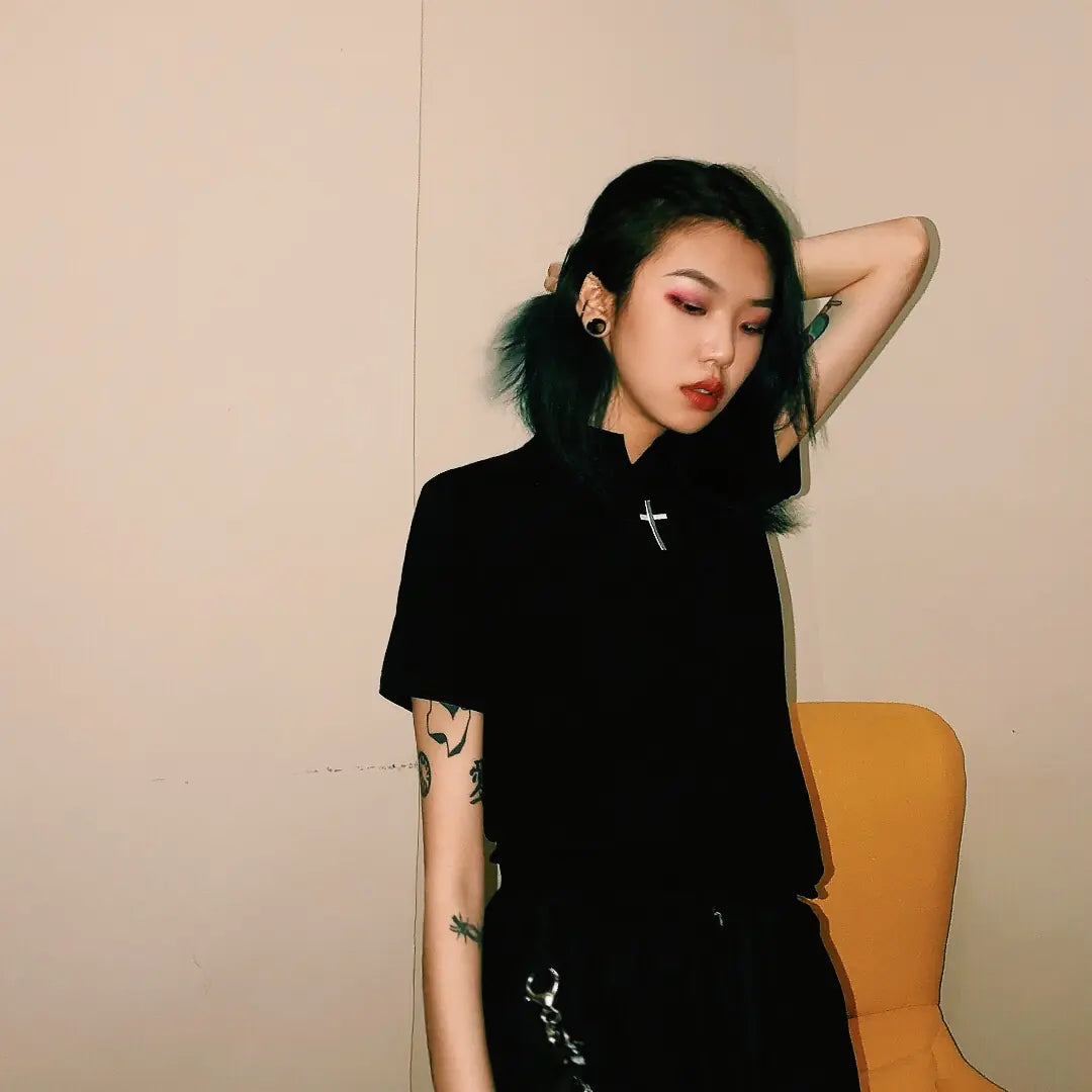 UrbanFlare Cross Tee, Street Hip-Hop Short Sleeve