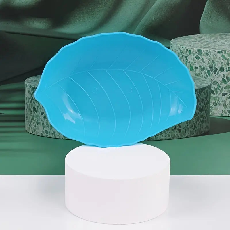 Creative Leaf-Shaped Fruit Plate for Lunar New Year